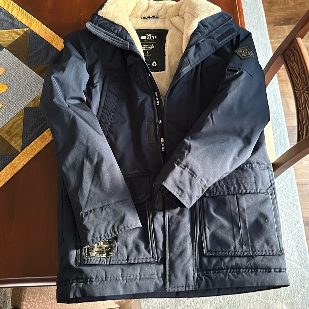 Hollister All Weather Jacket sz S